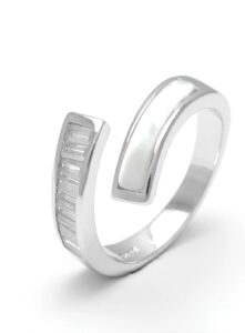 silver sleek ring