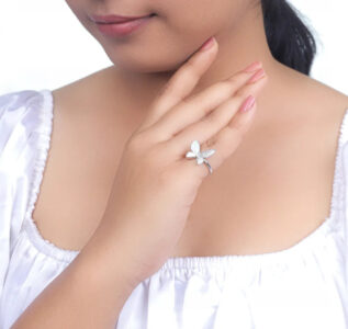 Elegant Butterfly Ring. - Image 4